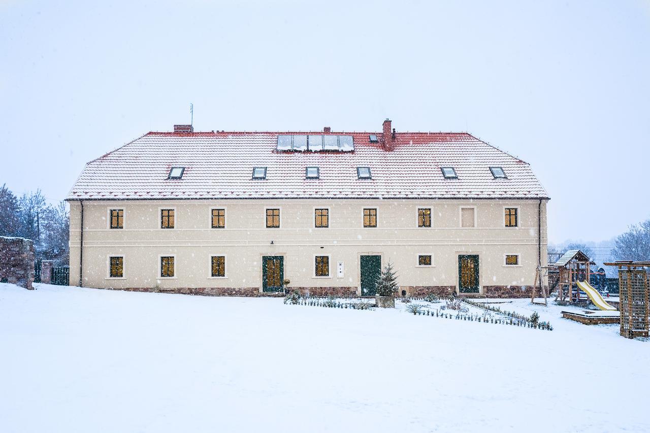 Gosciniec Pod Grusza Villa Swierzawa Bagian luar foto